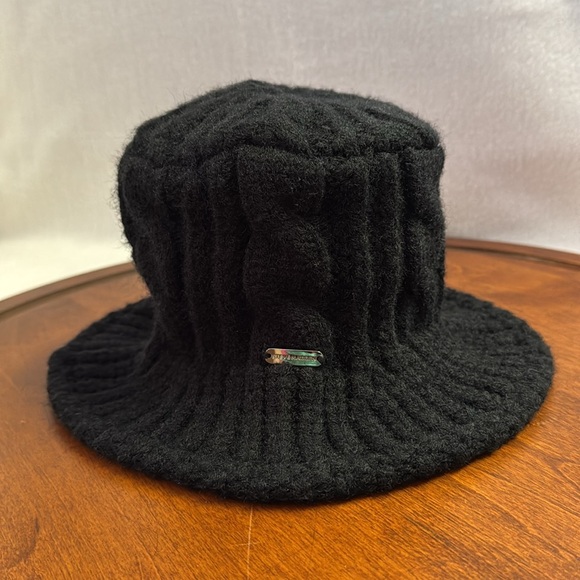 STEVE MADDEN BLACK BUCKET HAT Cable Knit 
One size - Picture 6 of 11